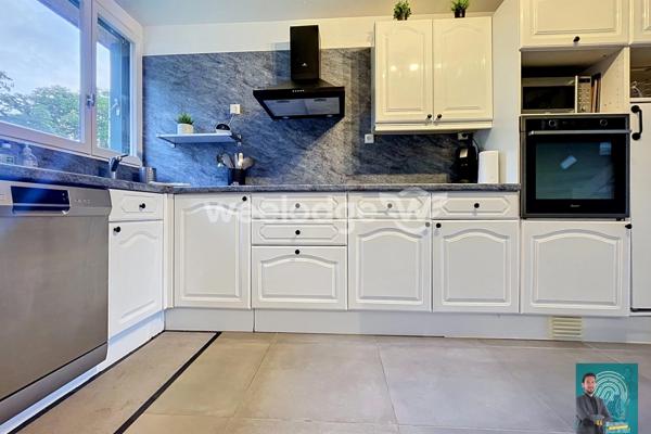 Maison à vendre 6 pièces de 100 m² à Jouy-le-Moutier