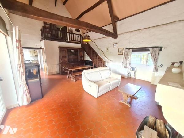 LONGERE - A VENDRE - COUTURE SUR LOIR (41800)