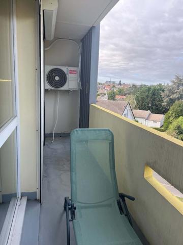 A LOUER  BEL APPARTEMENT  MEUBLE A ST QUENTIN 02100.