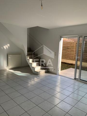 MAISON T 06 AVEC JARDIN ET DEPENDANCE