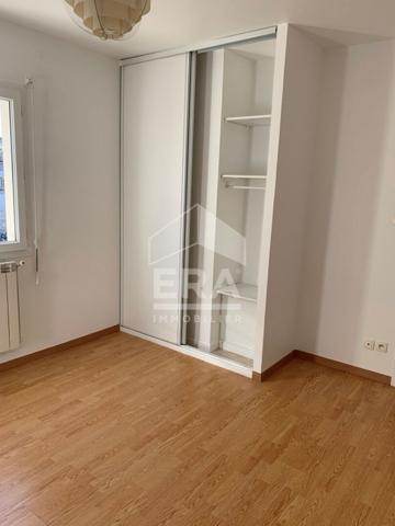 MAISON T 06 AVEC JARDIN ET DEPENDANCE
