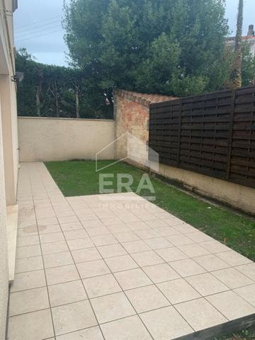 MAISON T 06 AVEC JARDIN ET DEPENDANCE