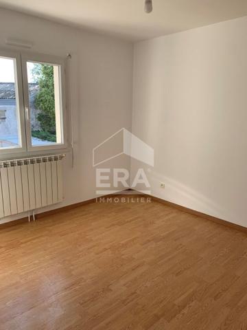 MAISON T 06 AVEC JARDIN ET DEPENDANCE
