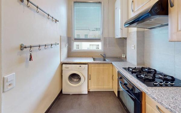 Appartement à vendre    2 pièces • 42,05 m2 Asnières-sur-Seine