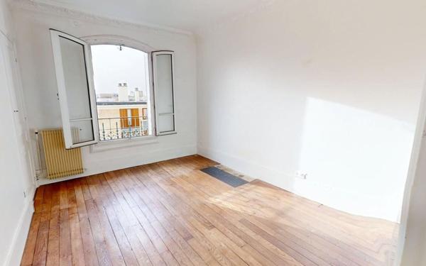 Appartement à vendre    2 pièces • 42,05 m2 Asnières-sur-Seine