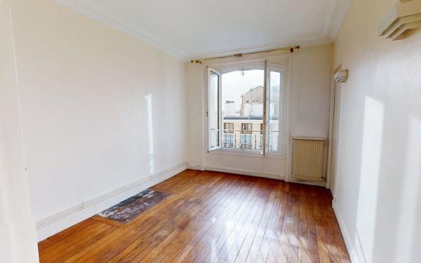 Appartement à vendre    2 pièces • 42,05 m2 Asnières-sur-Seine