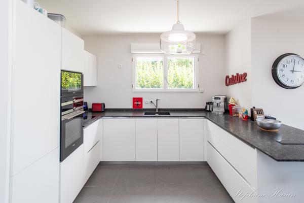 Evian les Bains appartement T4 duplex 134m² meublé terrasse vue lac