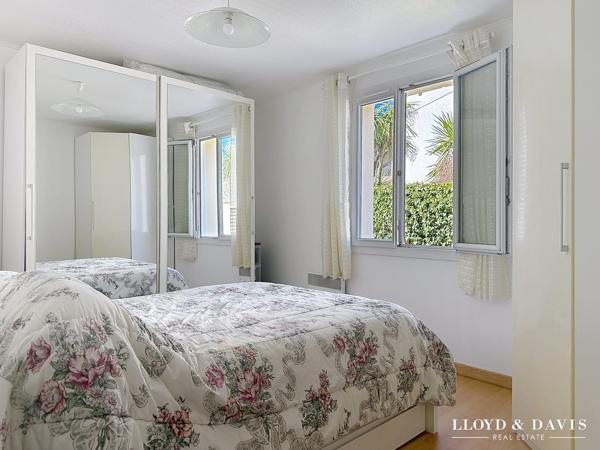 Plain-pied T4 sur 1000m² de terrain paysagé