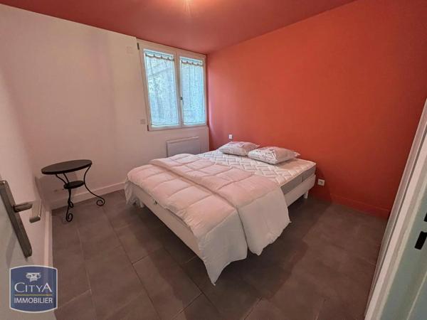 Appartement à louer 3 pièces 59.6m² Nîmes (30000)