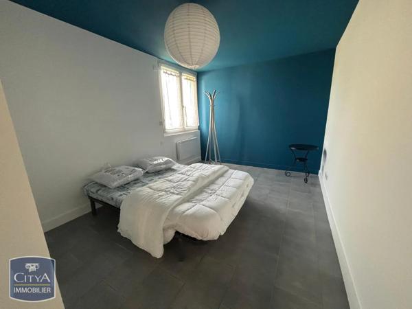 Appartement à louer 3 pièces 59.6m² Nîmes (30000)