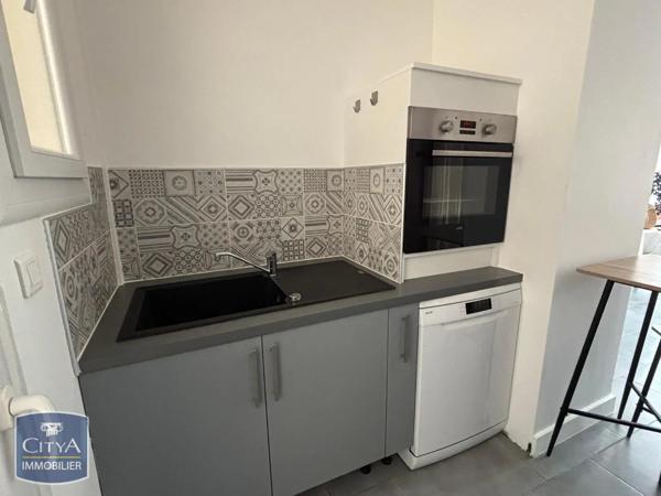 Appartement à louer 3 pièces 59.6m² Nîmes (30000)