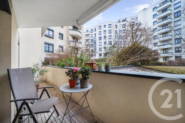 Appartement F3 à vendre  3 pièces - 66,81 m2 PARIS - 75019