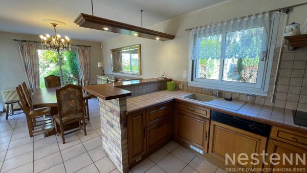 Maison à vendre Saint-Pierre Quiberon à 5 minutes à pied du centre-ville, 5 chambres, 110 m² avec parcelle de 641 m²