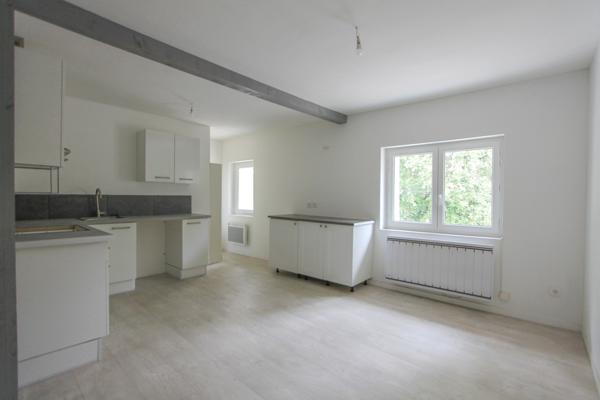 Peynier (13790) Appartement T3 de 74 m² (67,84 m² loi carrez) avec 2 parkings – Peynier
