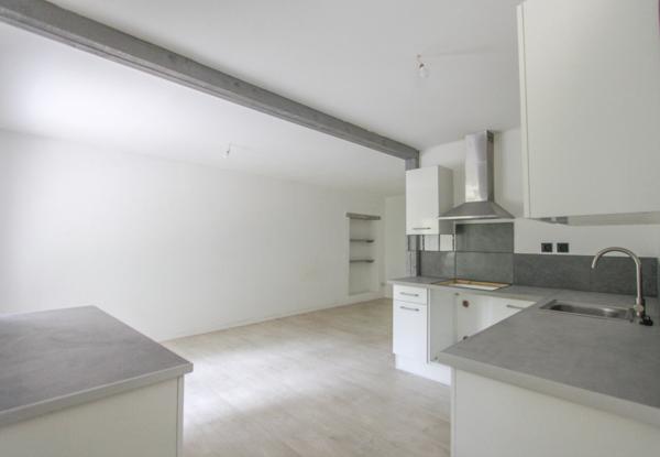 Peynier (13790) Appartement T3 de 74 m² (67,84 m² loi carrez) avec 2 parkings – Peynier