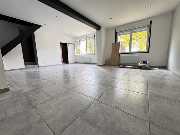 MAISON ANCIENNE SECTEUR JUICQ