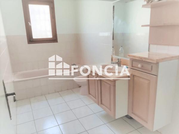 Location Maison 4 pièces 95.83 m² - 2 PLACE SAINT GEORGES Agde 34300