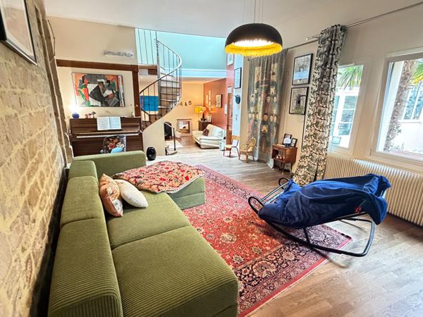 Maison en hyper centre de Caen avec jardin et dépendance