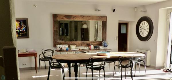 Propriété de 354m2 en pierre de péaule à Guérande avec piscine sur parc de 10 000m2