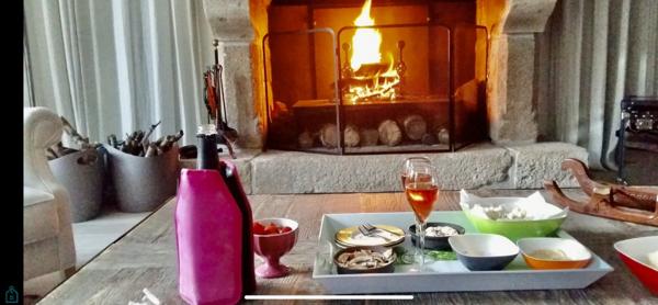 Propriété de 354m2 en pierre de péaule à Guérande avec piscine sur parc de 10 000m2