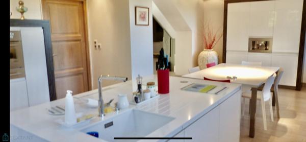 Propriété de 354m2 en pierre de péaule à Guérande avec piscine sur parc de 10 000m2