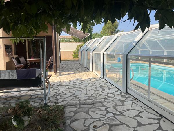 Maison Vinassan 4 pièce(s) 182 m2