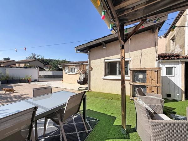 Maison
         4 pièces
        - 93 m² 219 900 €*