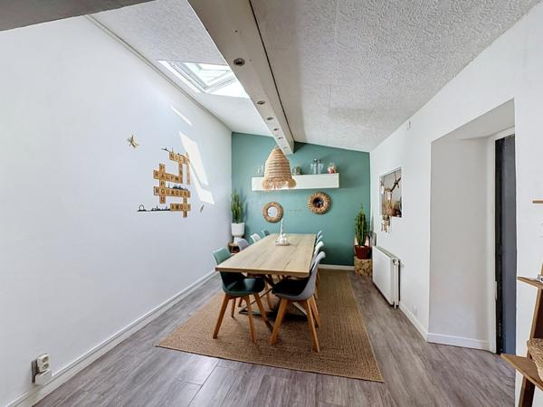 Maison
         4 pièces
        - 93 m² 219 900 €*