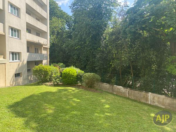 Location appartement Nantes : 670 € - AJP Immobilier Nantes Ouest