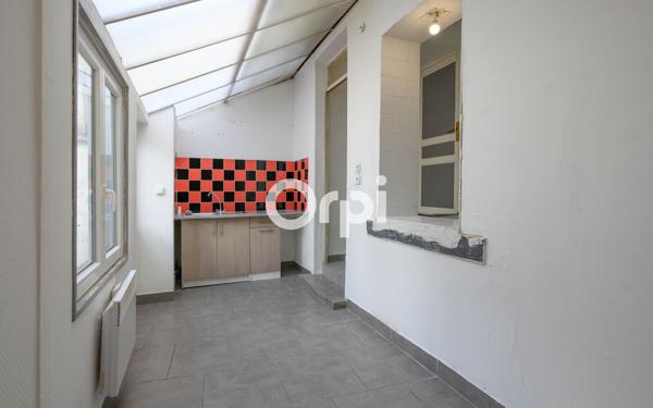 Maison à vendre    5 pièces •  Hautmont