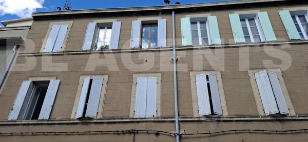 Appartement 36 m² à rénover – Opportunité dans une maisonnette marseillaise  Marseille 4e – Quartier