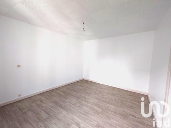 Maison à vendre 3 pièces 74 m² Lussac-les-Églises