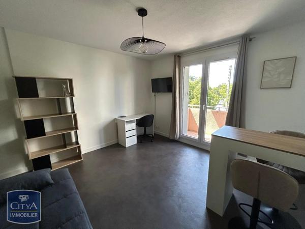 Appartement à louer 1 pièce 21.86m² Clermont-Ferrand (63000)