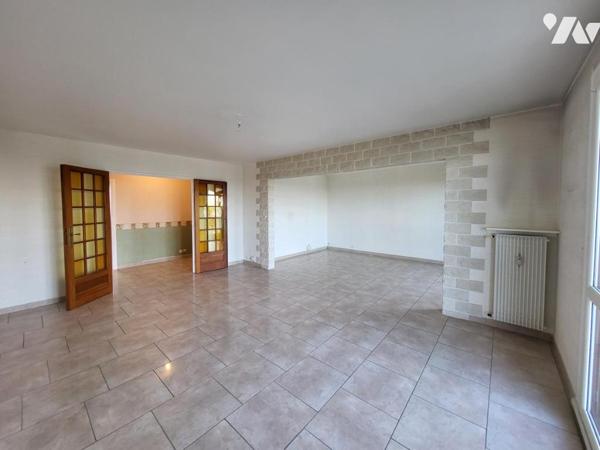 Résidence Le Champagne - spacieu type 4 avec balcon et garage