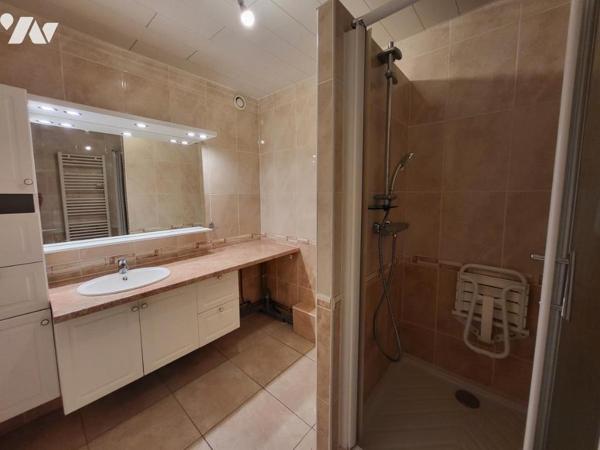 Résidence Le Champagne - spacieu type 4 avec balcon et garage