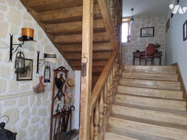 PRES d'EPERNAY PROPRIÉTÉ A VENDRE