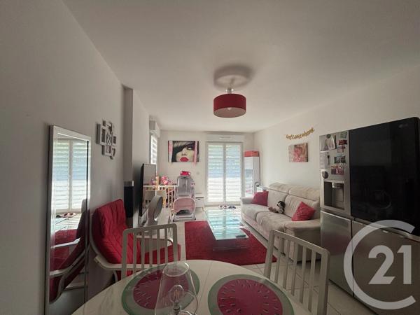 Appartement F3 à vendre  3 pièces - 59,95 m 2   LE BLANC MESNIL  - 93