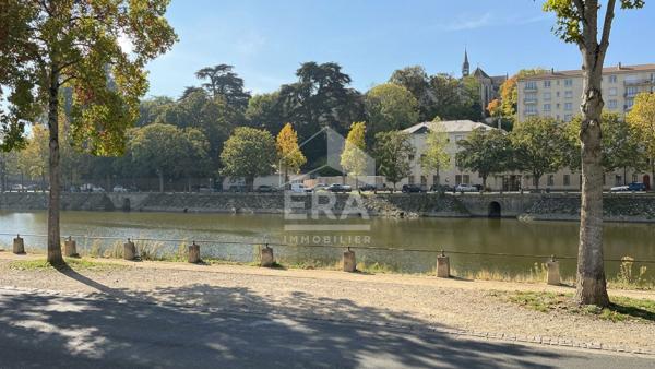 MAISON  5 PIECE A LAVAL AVEC VUE SUR LA MAYENNE