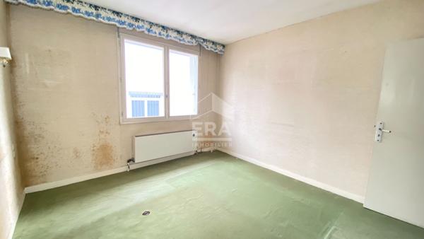 MAISON  5 PIECE A LAVAL AVEC VUE SUR LA MAYENNE