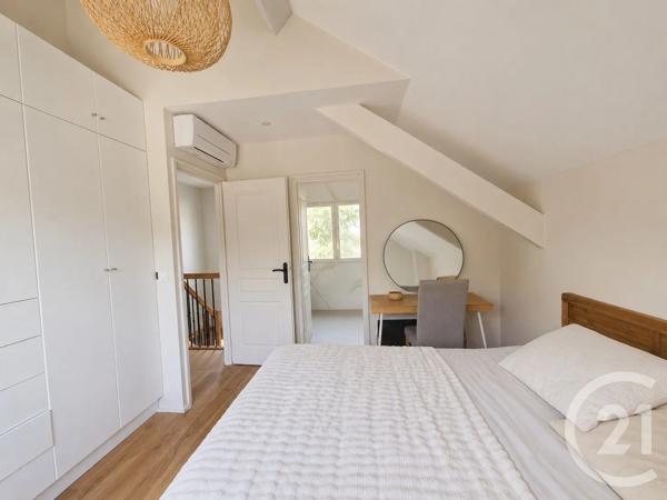 Maison à vendre  5 pièces - 115,73 m 2   ST MAUR DES FOSSES  - 94