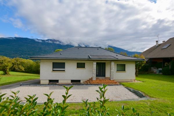 TOURNON (73) - MAISON Rénovée Type 4 + T2 - TERRAIN 1015 m2