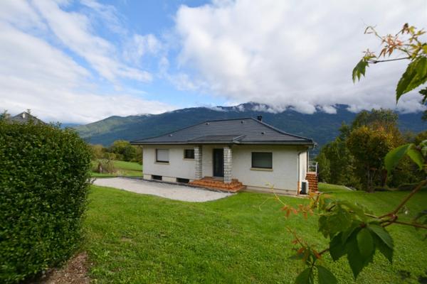 TOURNON (73) - MAISON Rénovée Type 4 + T2 - TERRAIN 1015 m2