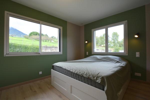 TOURNON (73) - MAISON Rénovée Type 4 + T2 - TERRAIN 1015 m2