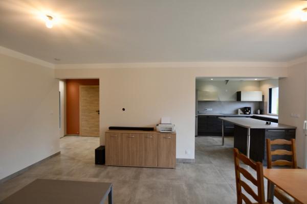 TOURNON (73) - MAISON Rénovée Type 4 + T2 - TERRAIN 1015 m2