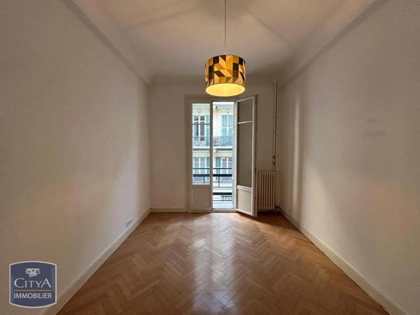 Appartement à louer 2 pièces 45.3m²