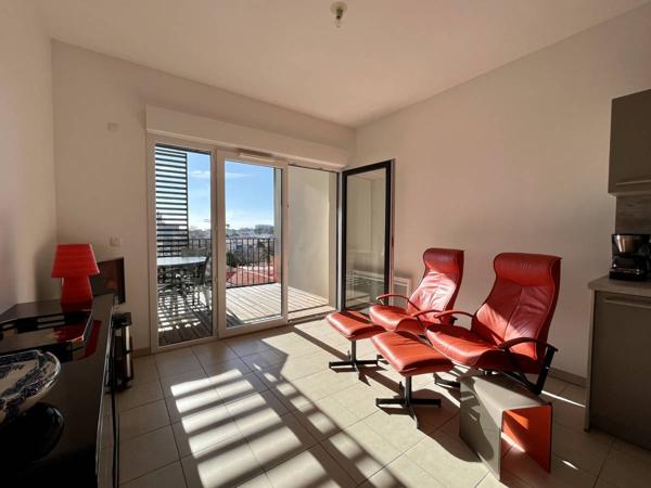 ROYAN centre, appartement type 2 avec aperçu mer