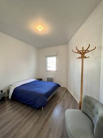 ROYAN centre, appartement type 2 avec aperçu mer