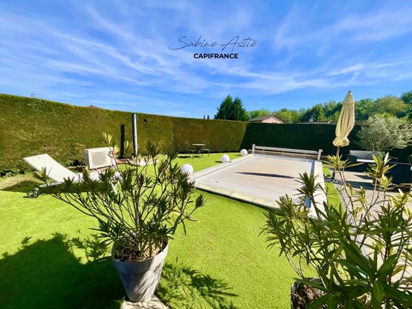 ARNAS – Maison de plain-pied avec piscine chauffée, cave et terrain de 812 m²