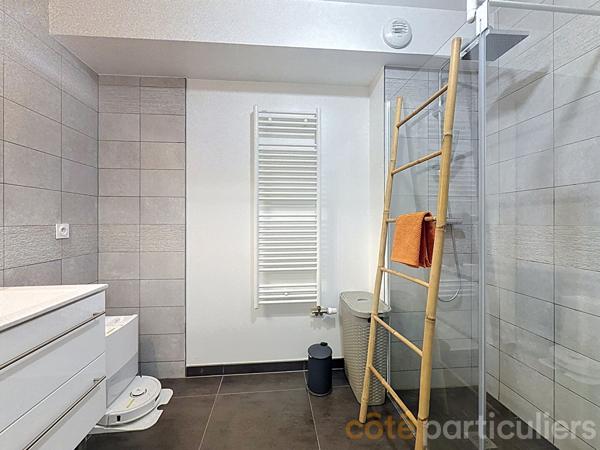 Vente
                Appartement63,8 m² - 3 Pièces -
                    ISSY LES MOULINEAUX (92130)