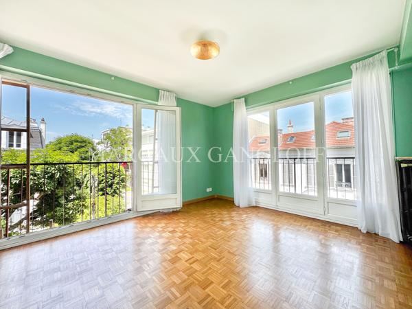 Appartement
         5 pièces
        - 110 m² Exclusivité 770 000 € *